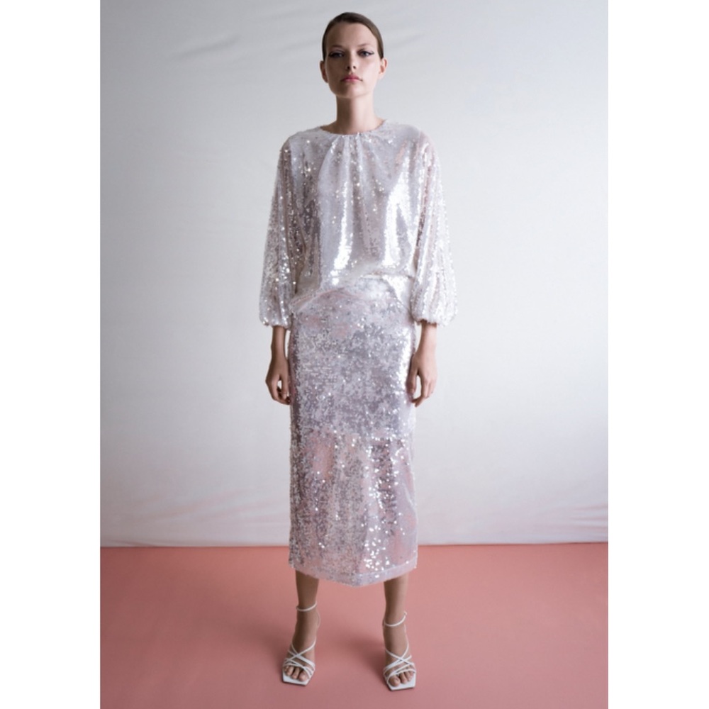 ZARA Silver Sequin Pencil Skirt!!!